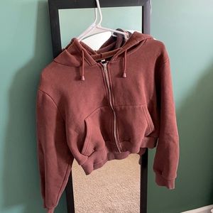 Brown cropped sweater